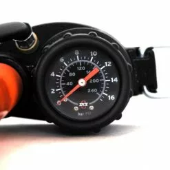 Pompe à Pied SKS Rennkompressor EVA - 16 Bar -Hiplok Soldes Boutique Pompe a pied SKS Rennkompressor Pied 3