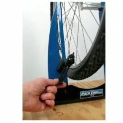 Park Tool Pied De Centrage De Roue Vélo ParkTool TS-8 -Hiplok Soldes Boutique TS 8 2 494x294 c9ece654 dd36 4a1c b5af d2713fae6aeb