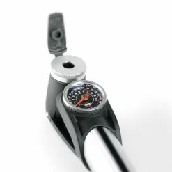 Pompe à Main Avec Manomètre Injex Control SKS -Hiplok Soldes Boutique pompe a main avec manometre injex control sks full 3