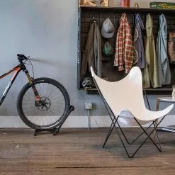 Range-vélo Au Sol Rakk Feedback Sports -Hiplok Soldes Boutique support velo rakk feedback sports 10